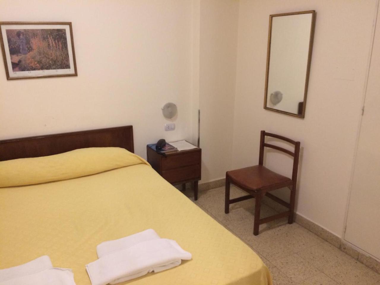Hotel Pico General Pico Eksteriør billede